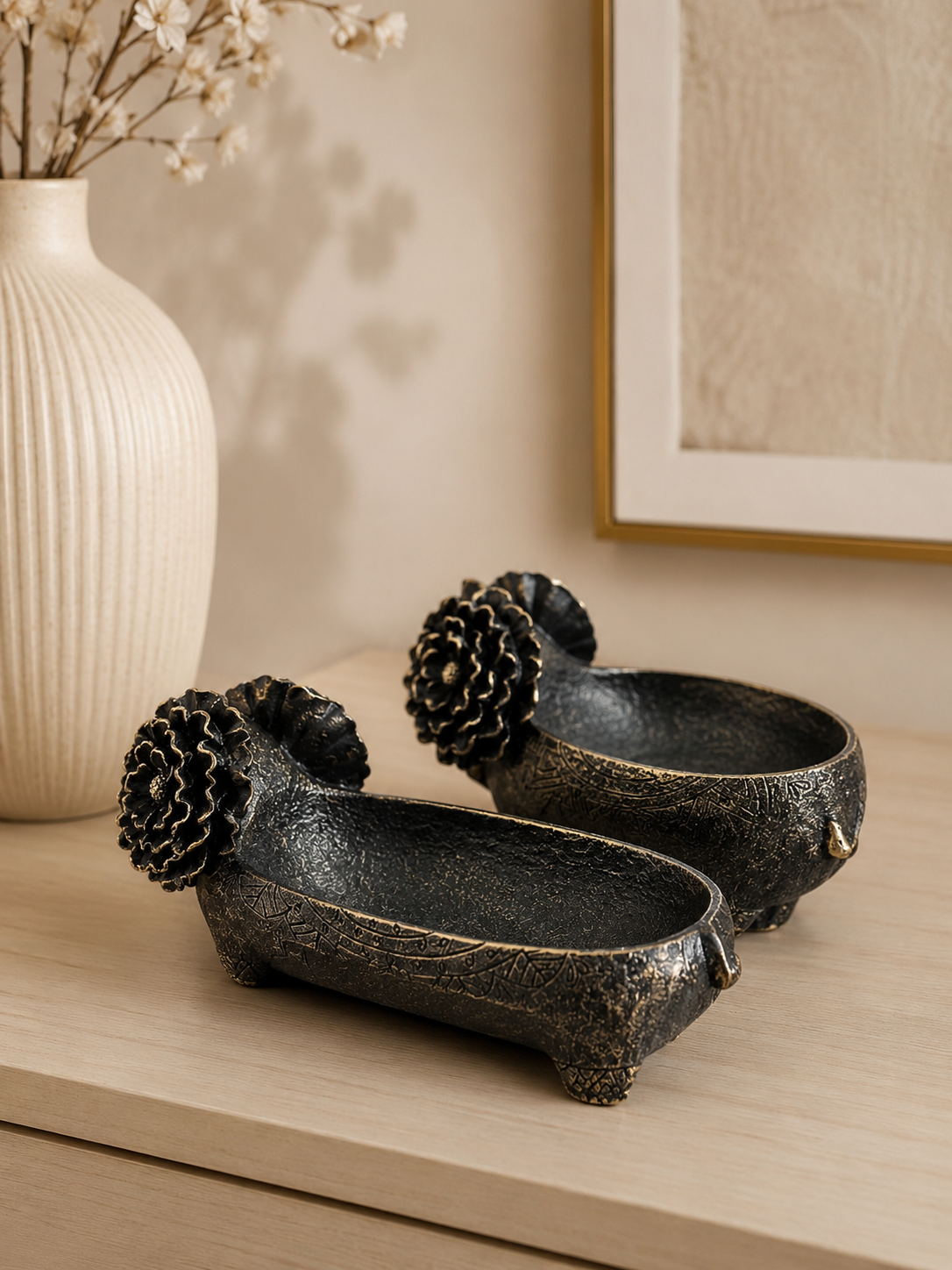 Luxury Black Elephant Decorative Bowl Set – Resin Home Décor Storage Tray (2 Pieces)