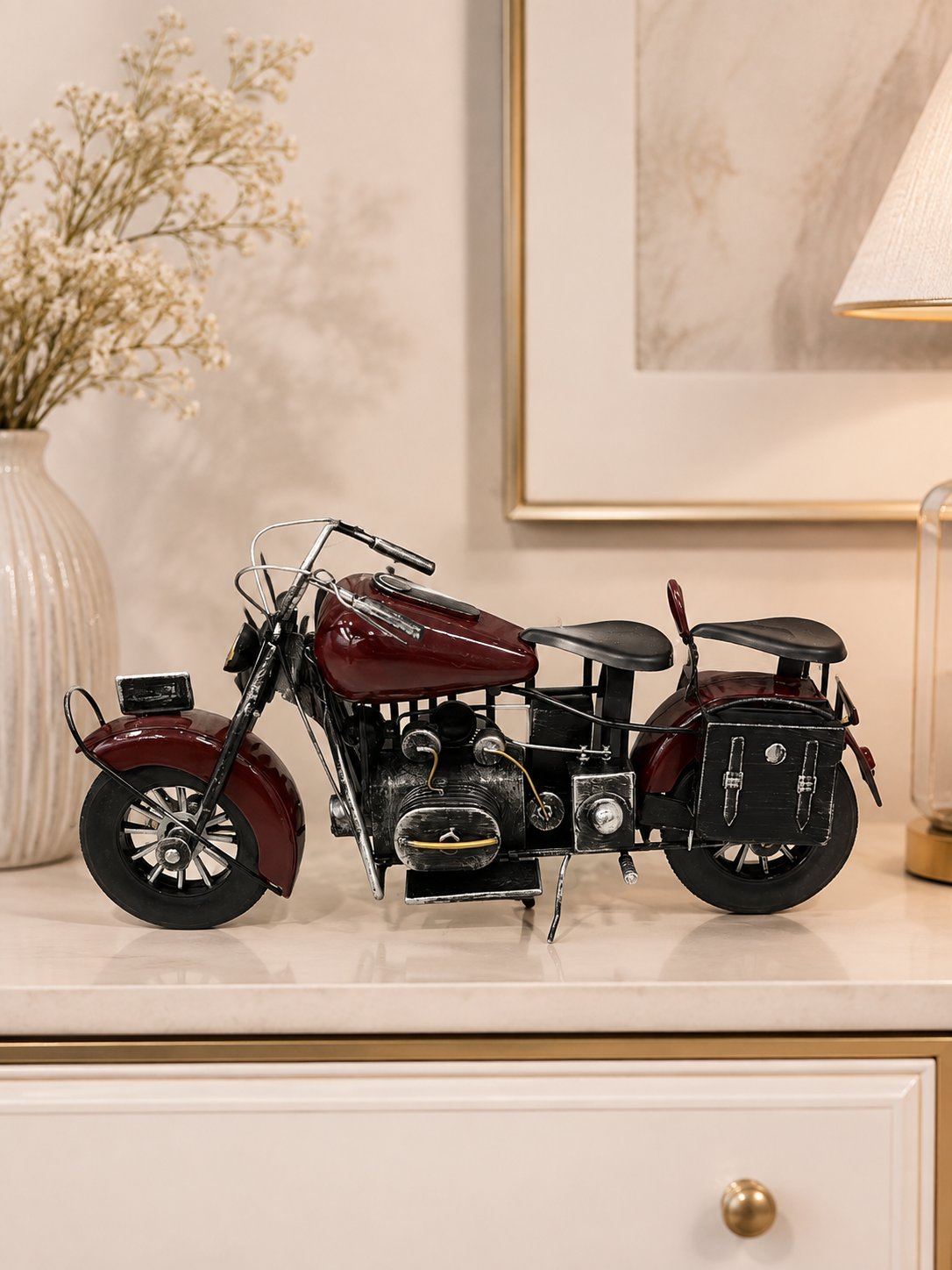 Vintage Metal Motorcycle Decorative Showpiece – Classic Red & Black Desk Décor