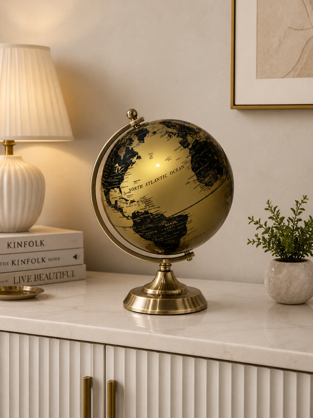 Premium Rotating World Globe – Luxury Gold & Black Tabletop Globe