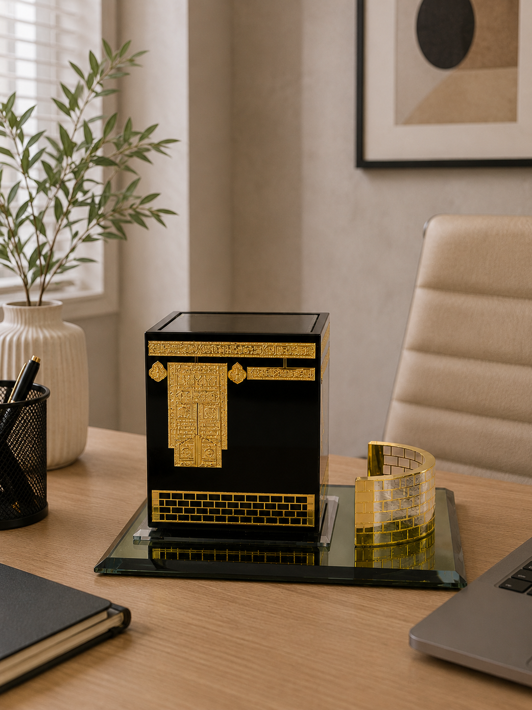 Luxury Kaaba-Inspired Crystal Decorative Set with Gold Detailing