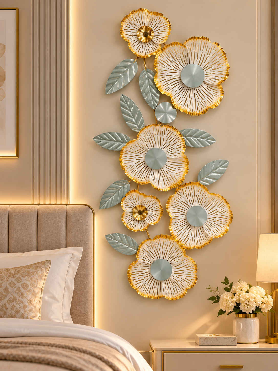 Elegant Gold & Silver Floral Wall Clock – Luxury Metal Flower Wall Decor