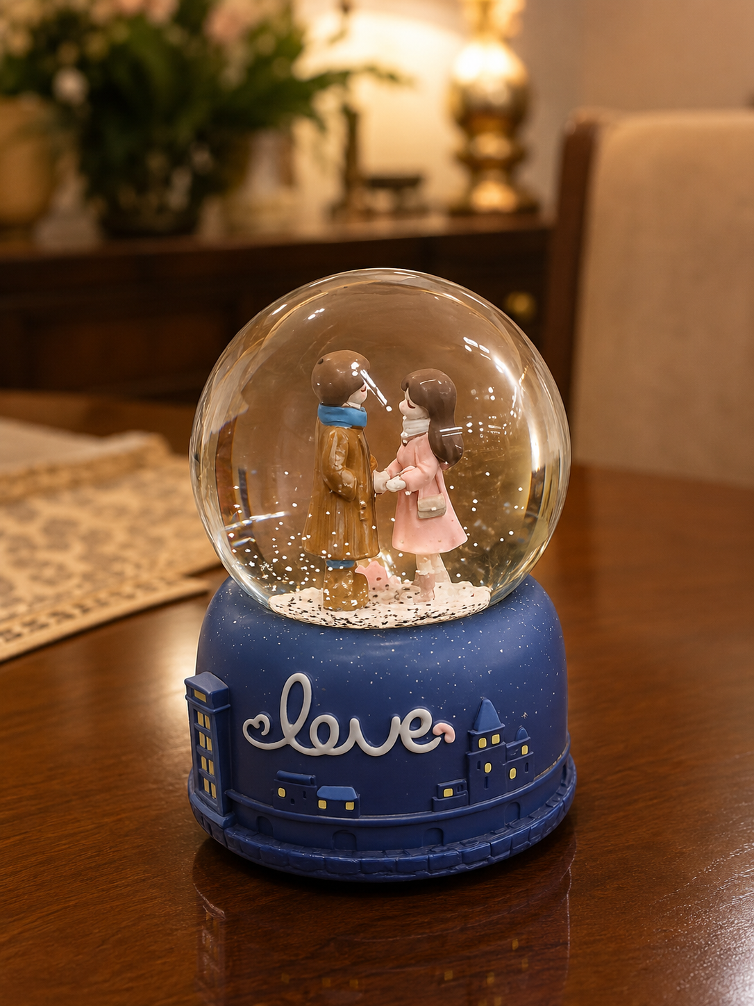Romantic Winter Couple Snow Globe – Vintage 'Love' Deep Blue Music Box
