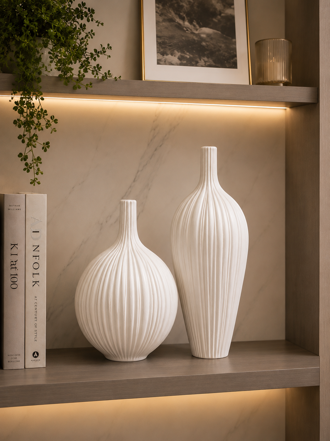 Premium Resin Vase Set – Modern Home Décor (Set of 2)