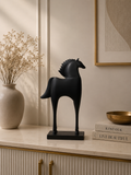 Modern Nordic Horse Figurine – Minimalist Resin Decorative Sculpture