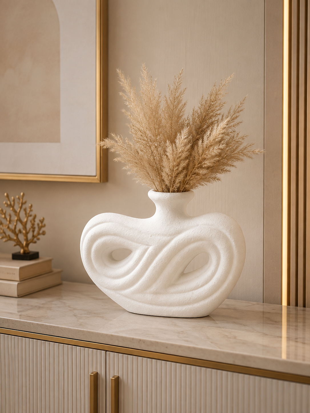 Modern White Abstract Infinity Vase – Sculptural Decorative Flower Vase