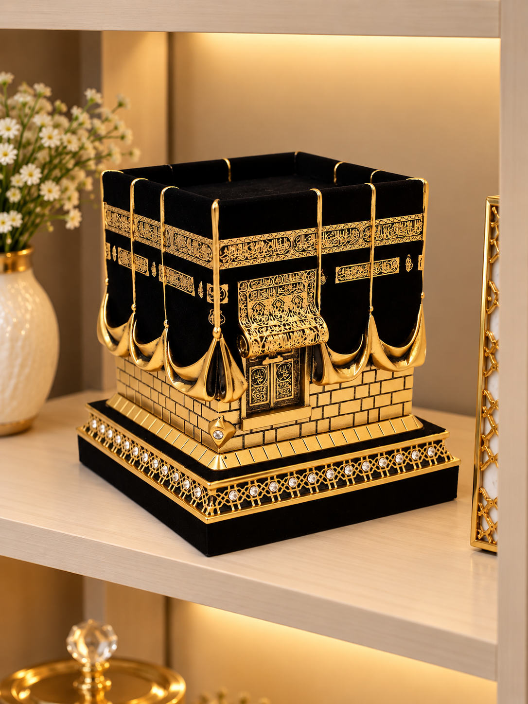 Luxury Kaaba-Inspired Tissue Box Holder – Black & Gold Islamic Home Decor | 3 Sizes