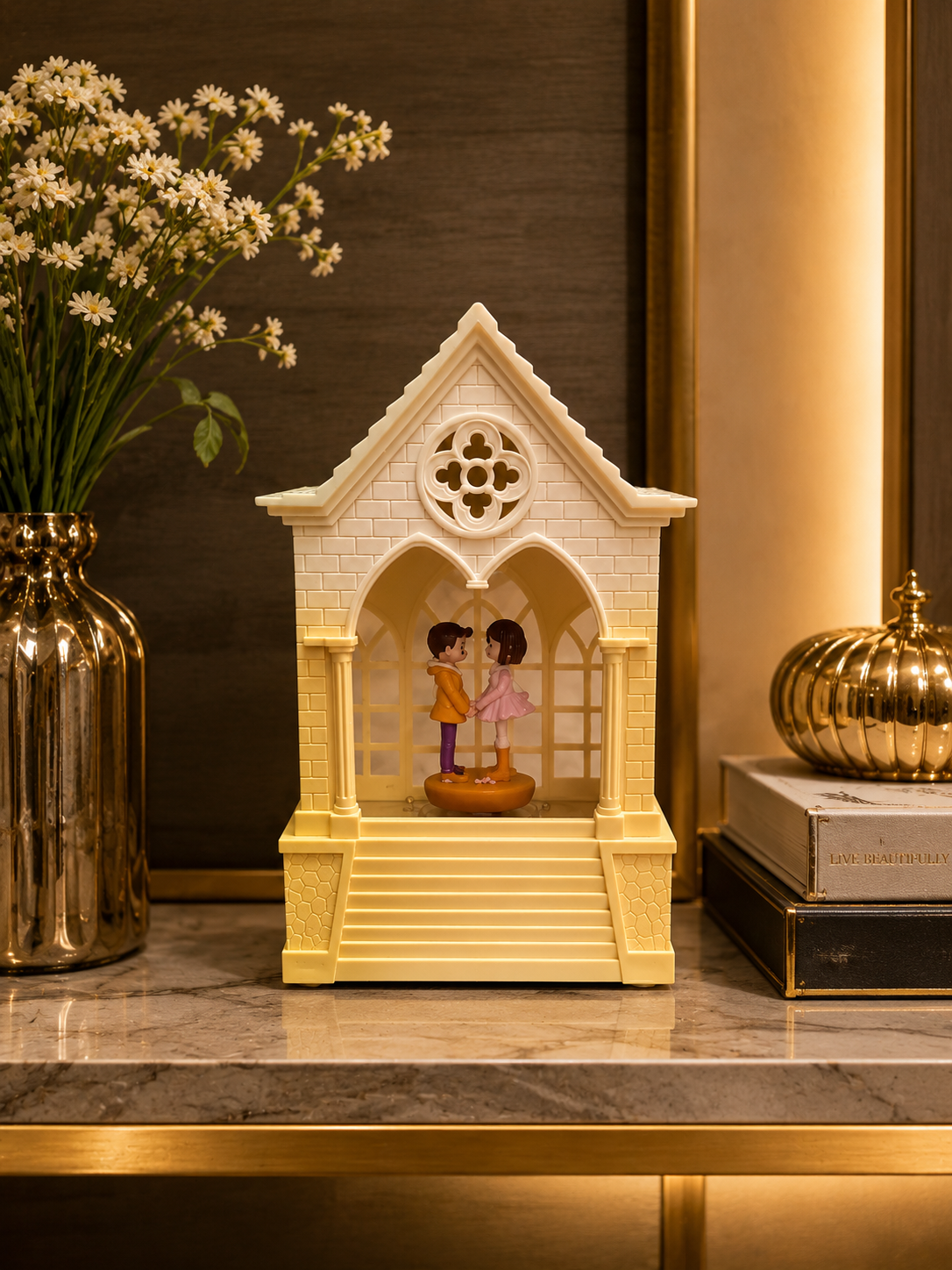 Romantic Cathedral Castle Night Light Lamp – Sweet Couple Figurine Ornament