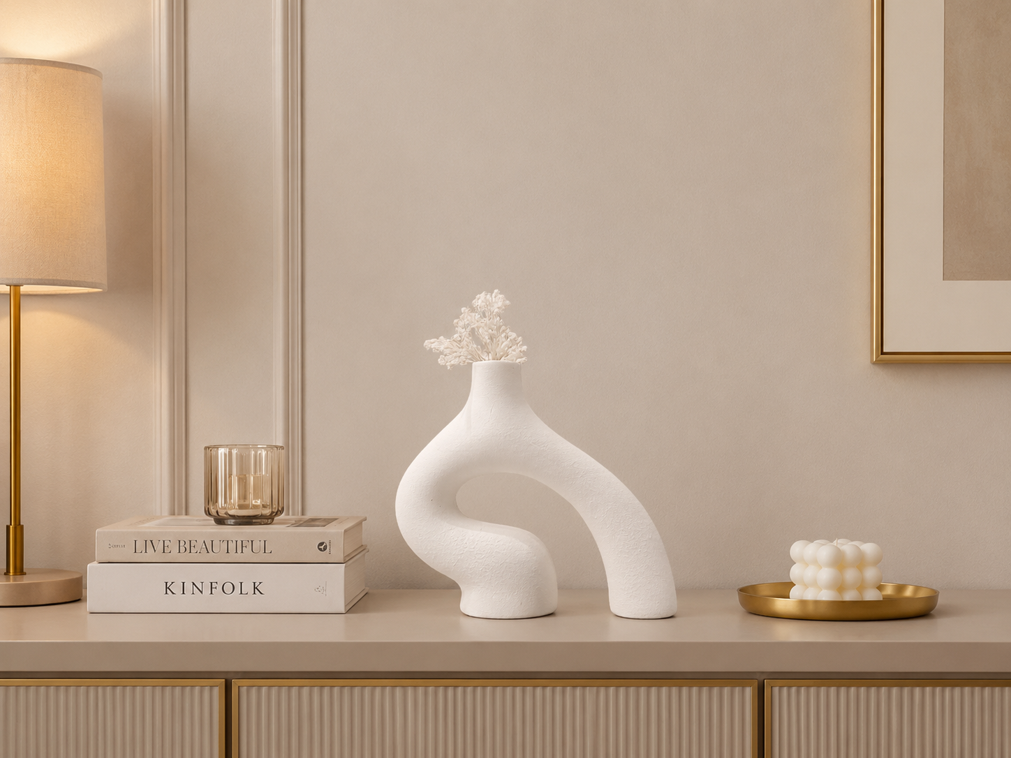 Modern Abstract White Ceramic Vase – Sculptural Hollow Decorative Flower Vase for Home Décor