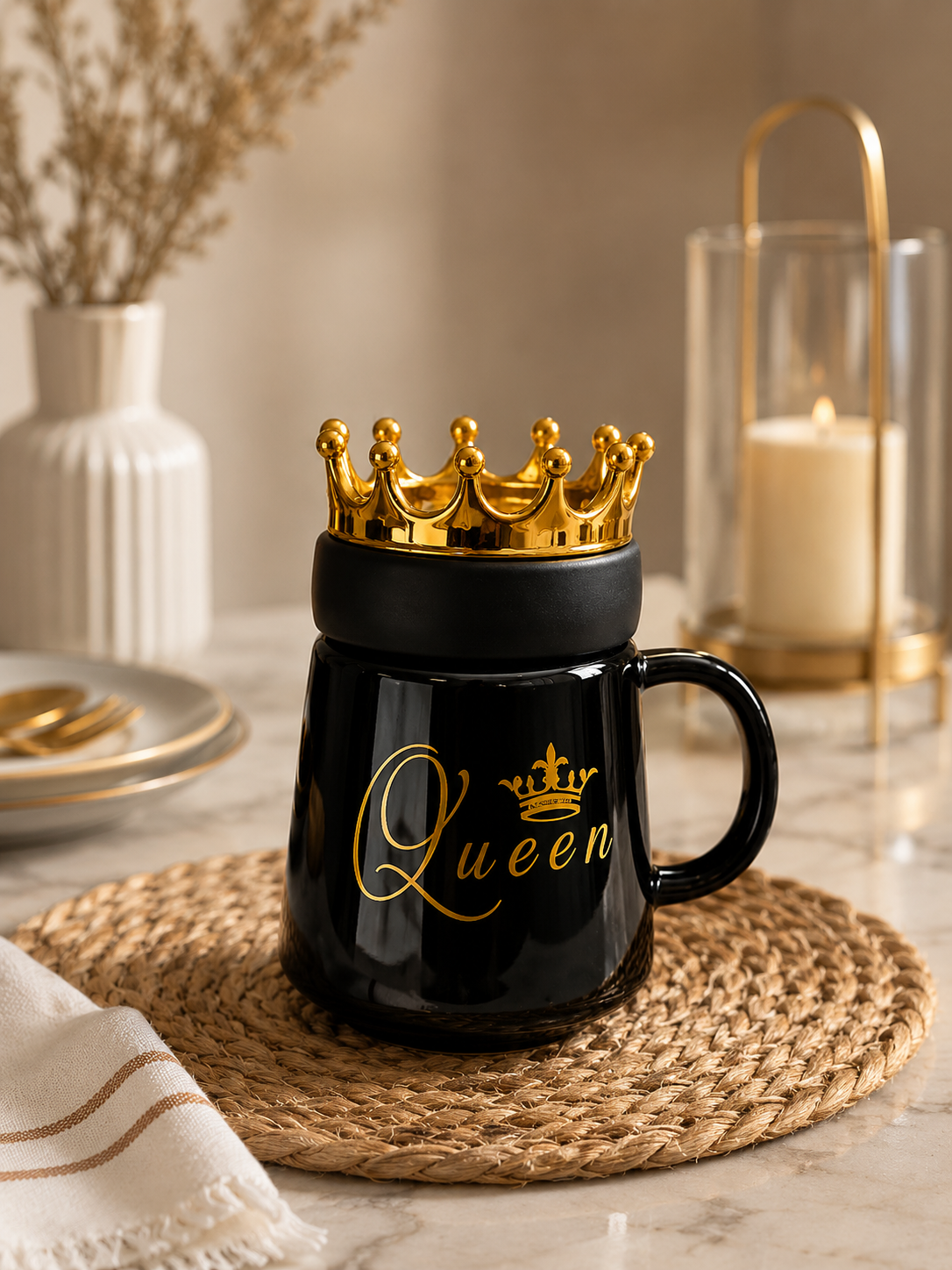 Royal Gold Crown Lid Ceramic Mug – Elegant Queen Coffee Cup with Handle