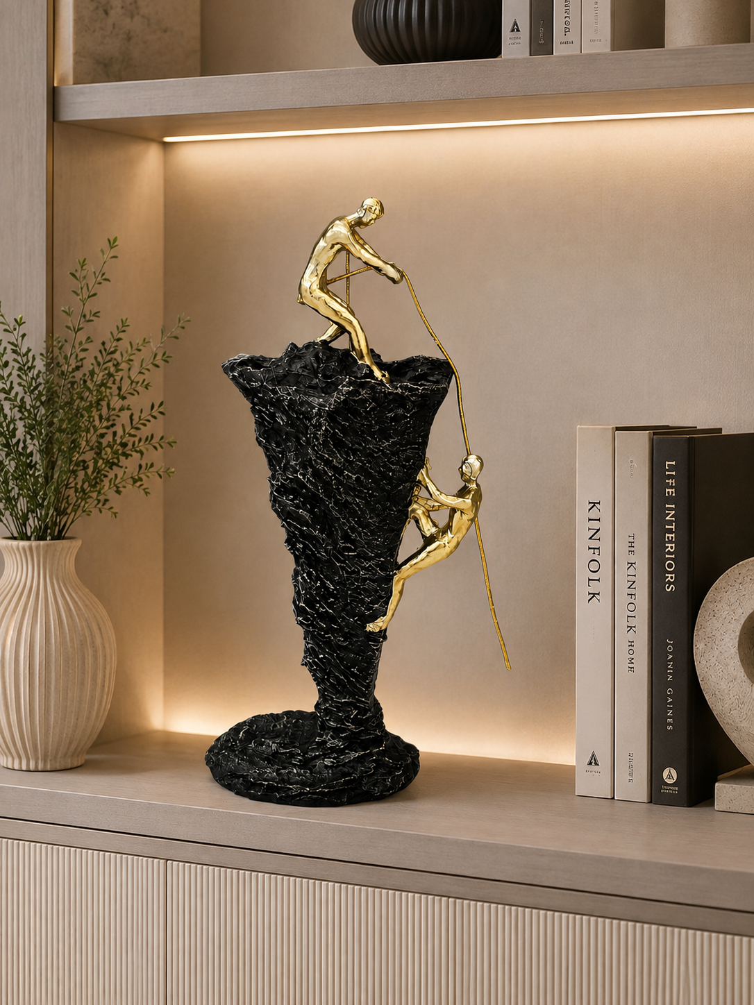 Luxury Climbing Figures Tornado Sculpture – Black & Gold Modern Decorative Showpiece