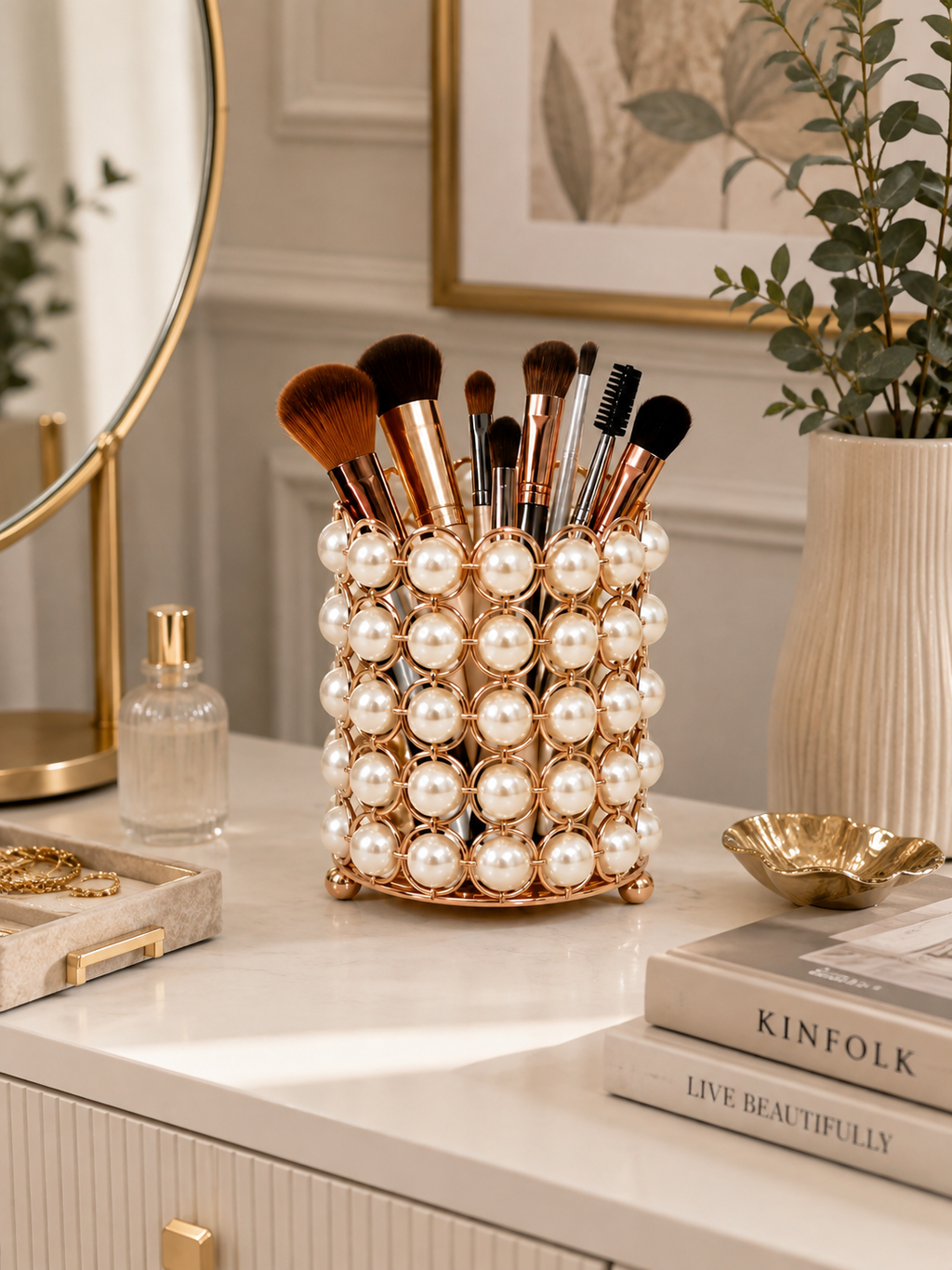 Luxury Pearl Gold Makeup Brush Holder – Elegant Vanity Organizer