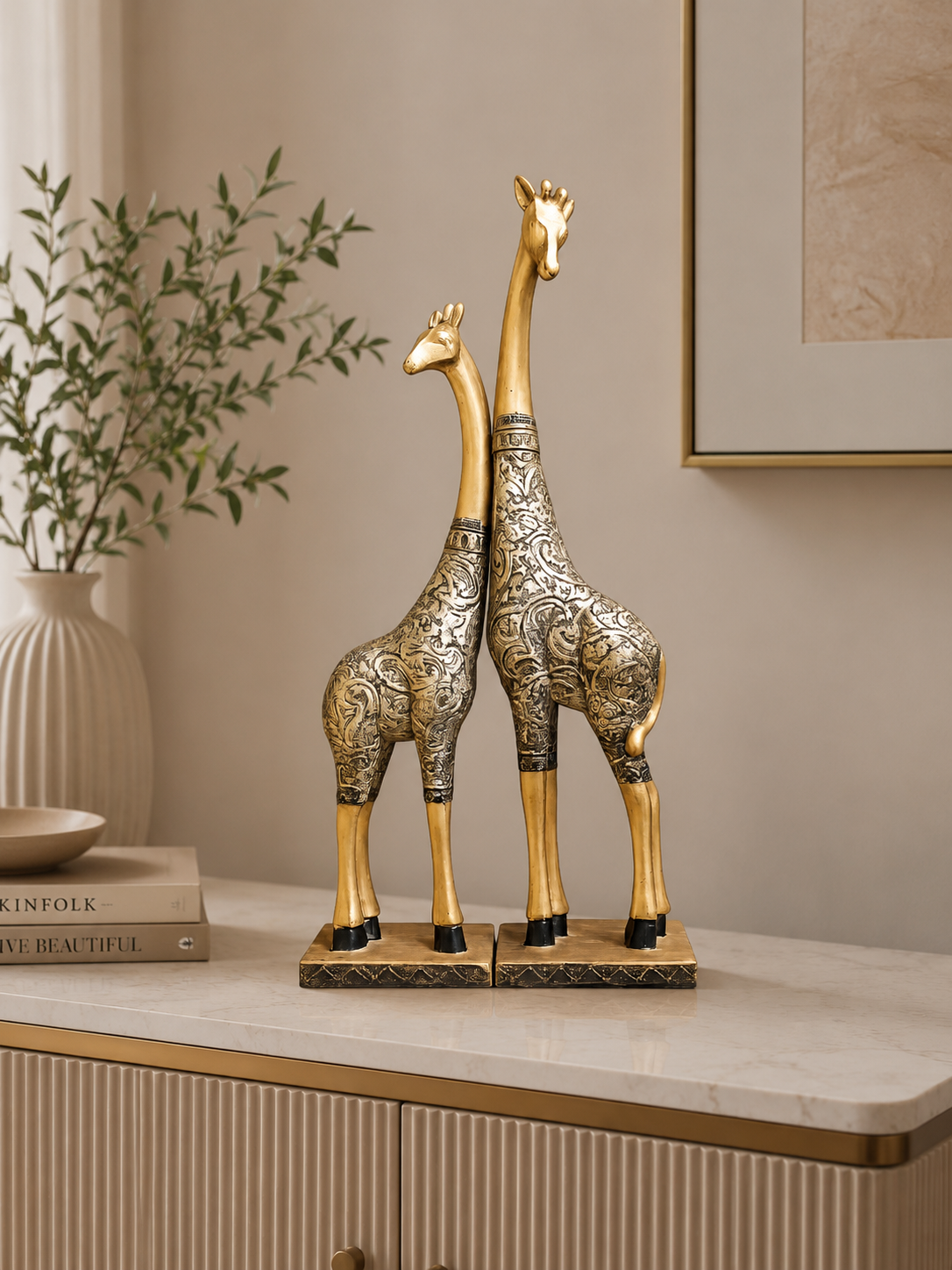 Luxury Decorative Giraffe Statue Set | Resin Giraffe Sculptures for Home Décor (Set of 2)