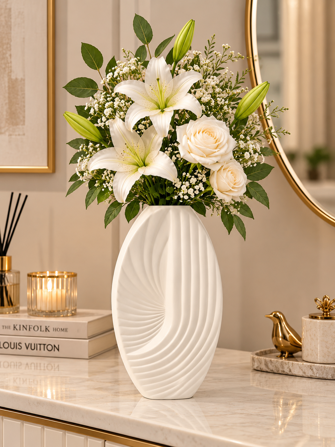 Elegant White Textured Ceramic Vase – Modern Ribbed Decorative Vase