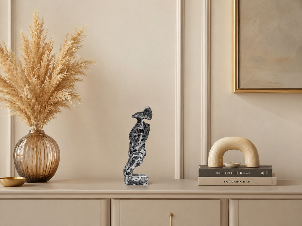 Abstract "Silence" Face Sculpture – Modern Resin Decorative Tabletop Statue (Black & White Finish)